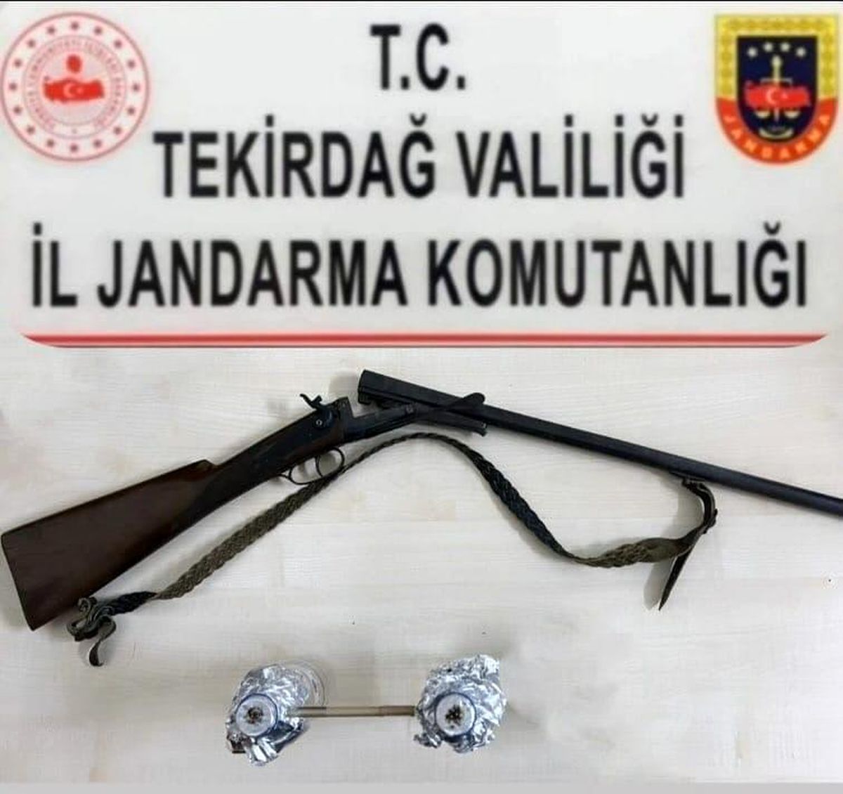 Tekirdağ\'da Uyuşturucu ve Kaçak İçki Operasyonu