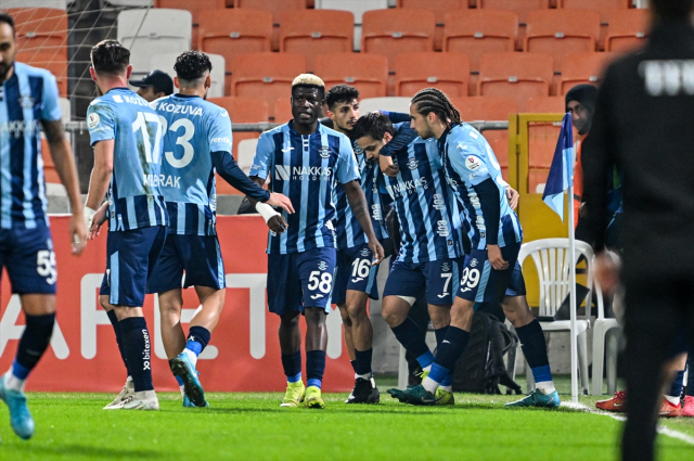 Beşiktaş, Adana Demirspor'a deplasmanda 2-1 mağlup oldu