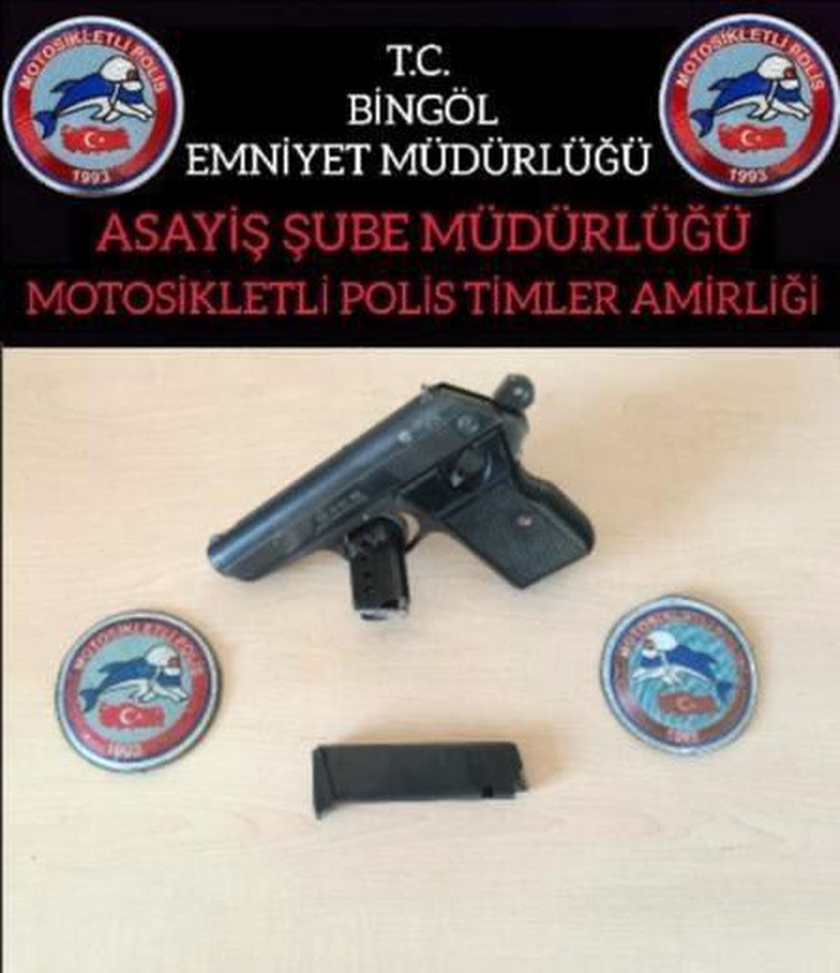 Bingöl\'de Ruhsatsız Tabanca Ele Geçirildi