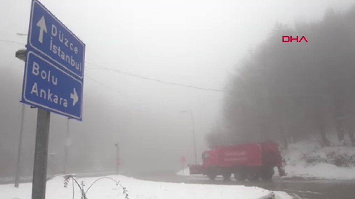 Bolu Dağı\'nda Sis Etkili, Görüş Mesafesi 30 Metreye Düştü
