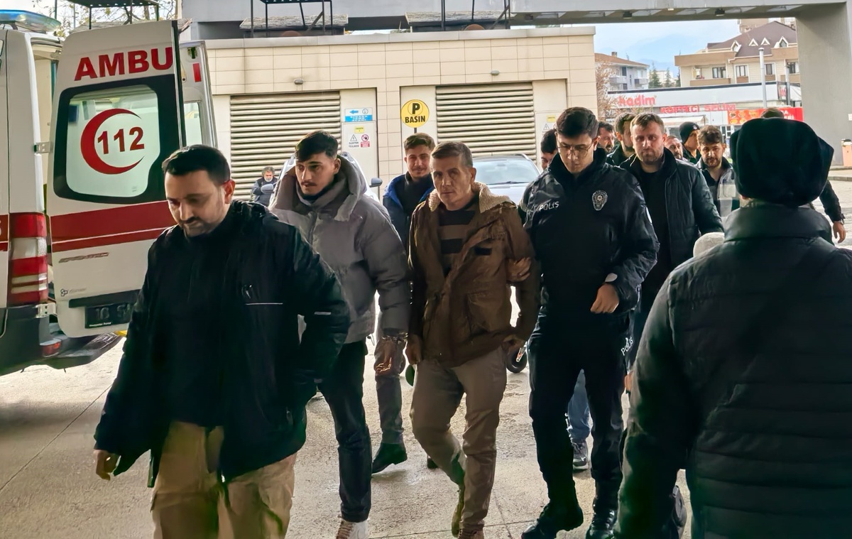 Bursa İnegöl\'de 8 Firari Hükümlü Yakalandı