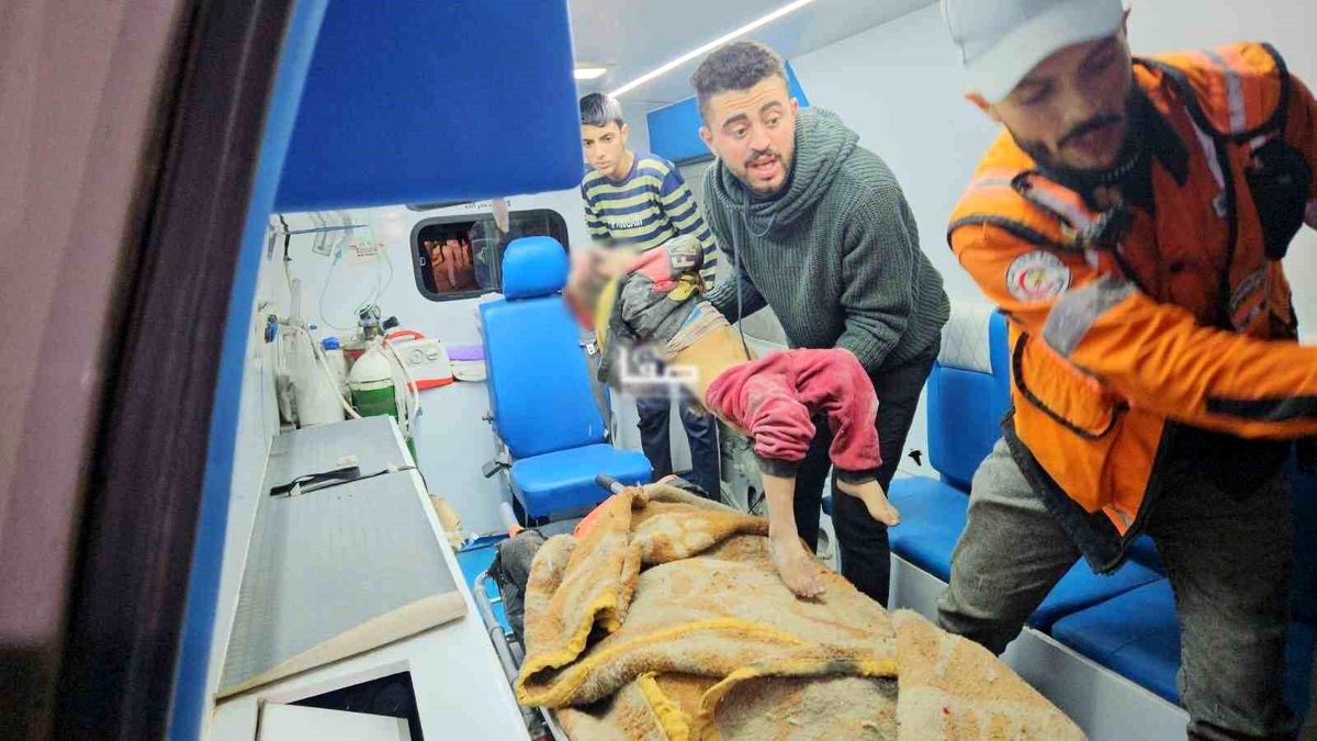 İsrail Ordusu Gazze\'de Okula Saldırdı