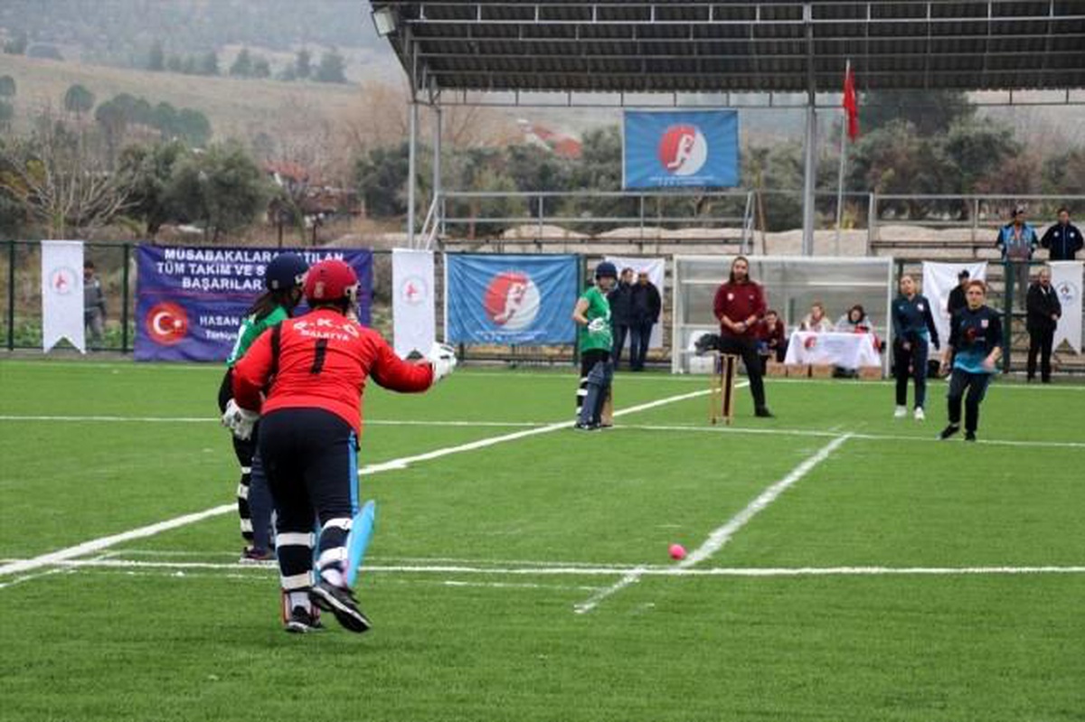 Kriket Türkiye Şampiyonası Denizli\'de başlıyor