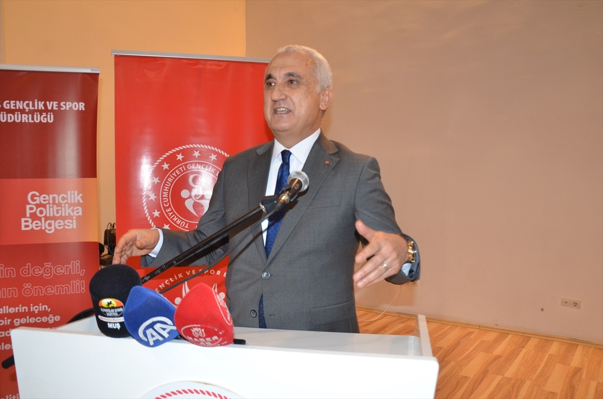 Muş\'ta Gençlik Çalıştayı Düzenlendi