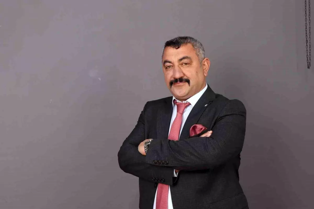 Şenkaya Muhtarlar Derneği\'nde Yeni Başkan: Giray Aktürk