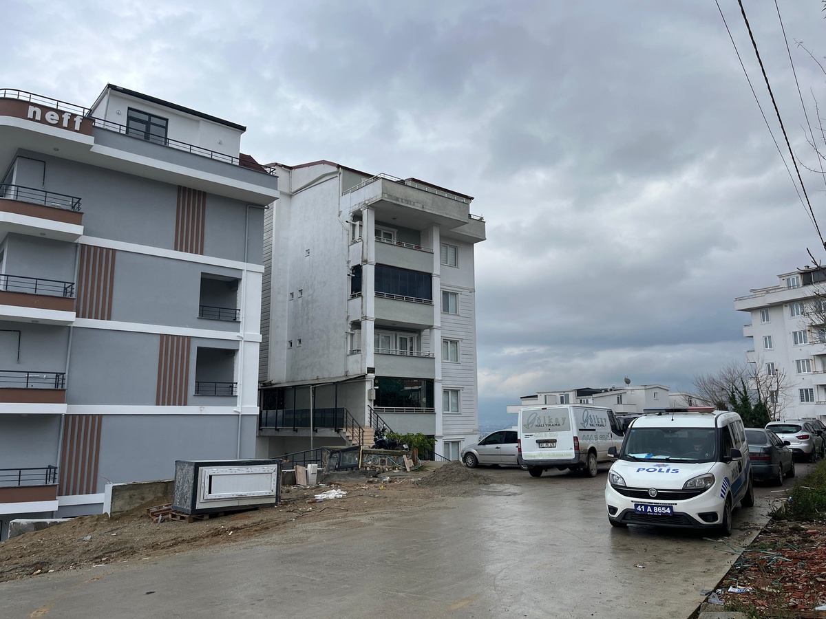 Tartışma Sonrası Bıçaklı Saldırı: Kocaeli\'de Eşine Yaralanma