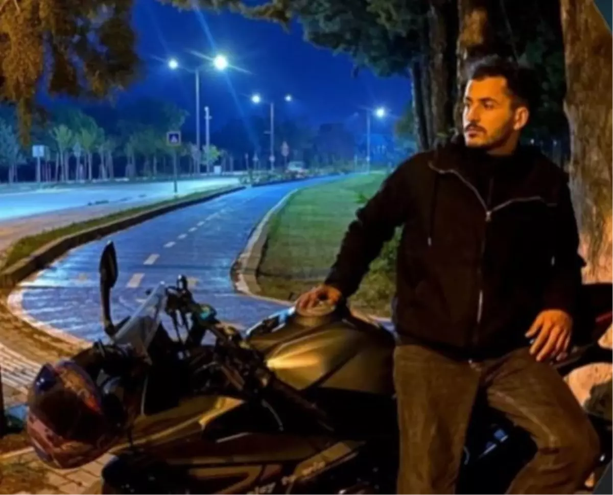 Bursa\'da Motosiklet Kazası: Üniversite Öğrencisi Hayatını Kaybetti