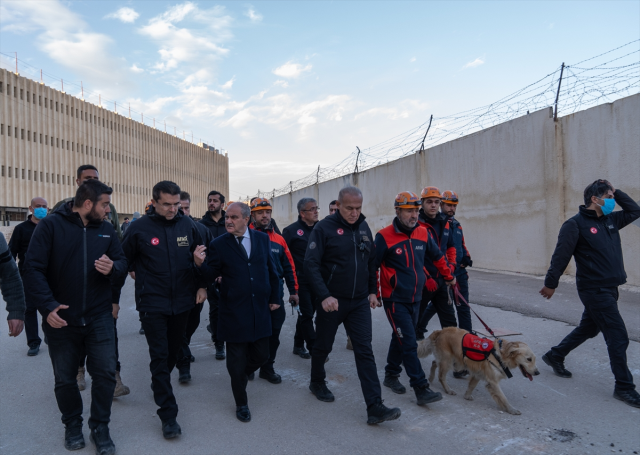 AFAD, Sednaya Hapishanesi'nde arama kurtarma çalışması başlattı