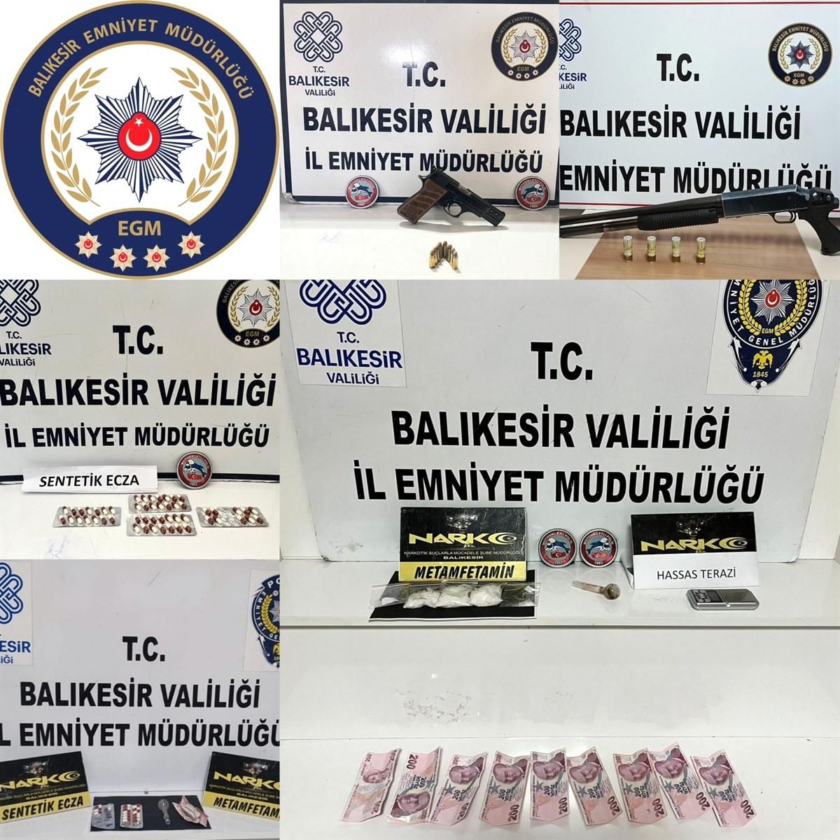 Balıkesir\'de Yasa Dışı Silahlar Ele Geçirildi