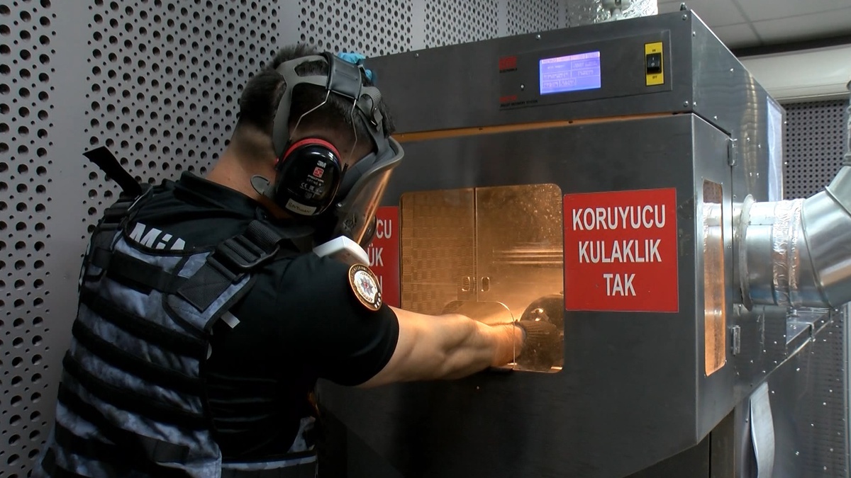 Bursa Bölge Kriminal Polis Laboratuvarı\'nın Suç Aydınlatmadaki Rolü