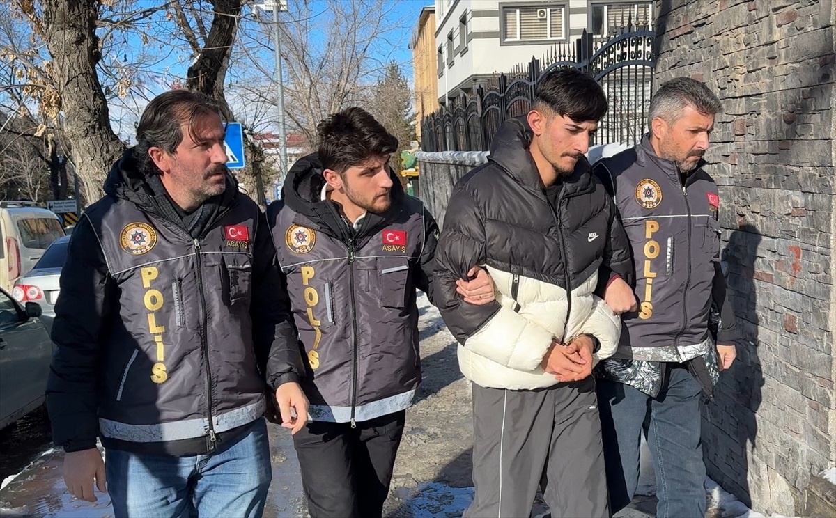 Husumet nedeniyle pompalı tüfekle yaralama