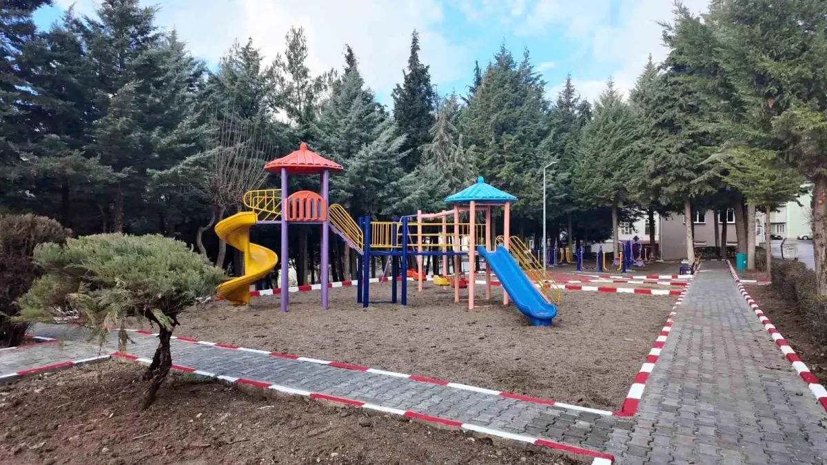 Bodur Cami Yanında Yeni Park: İsmail İmren Parkı Açıldı