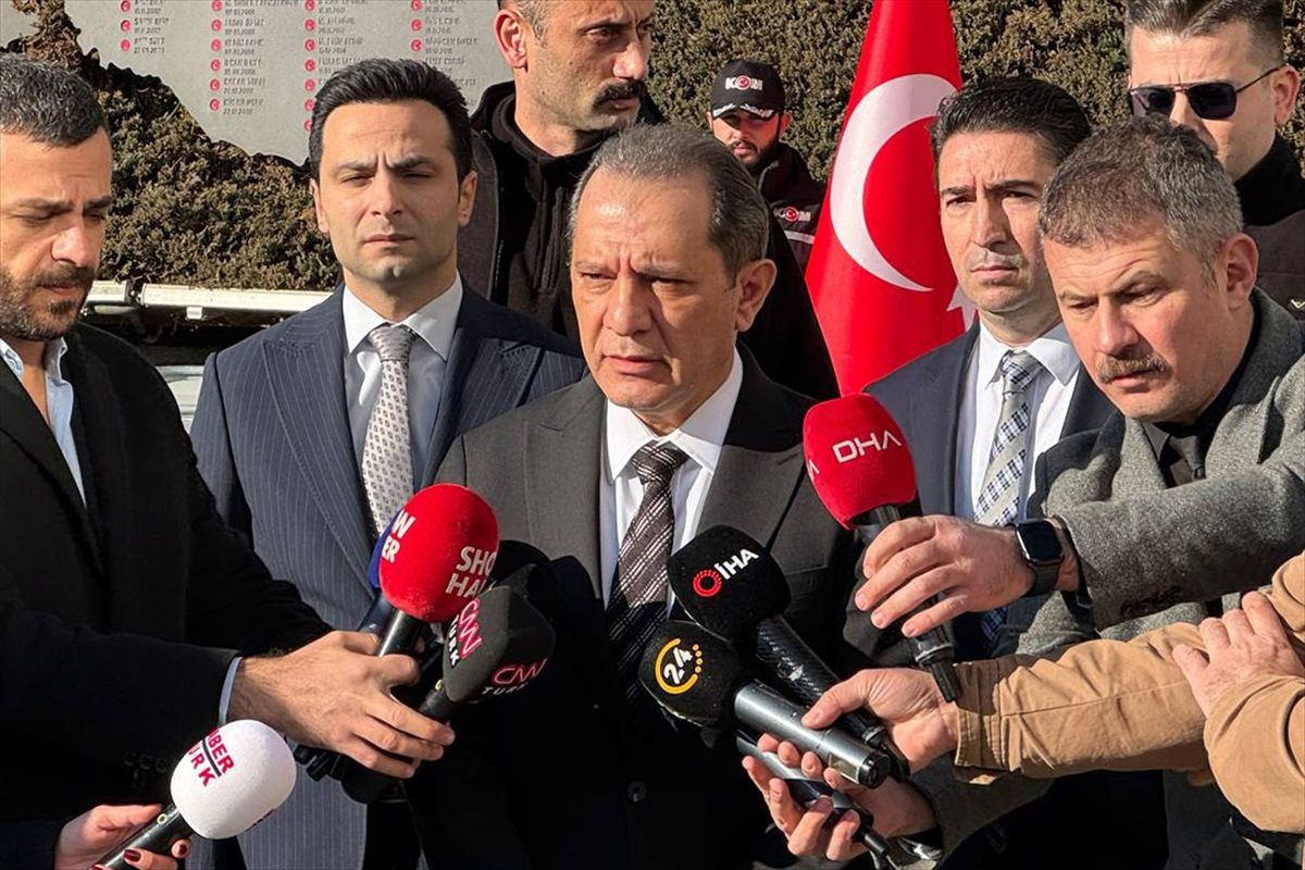 İstanbul\'da Sahte Alkol Operasyonu: 2 Tutuklama