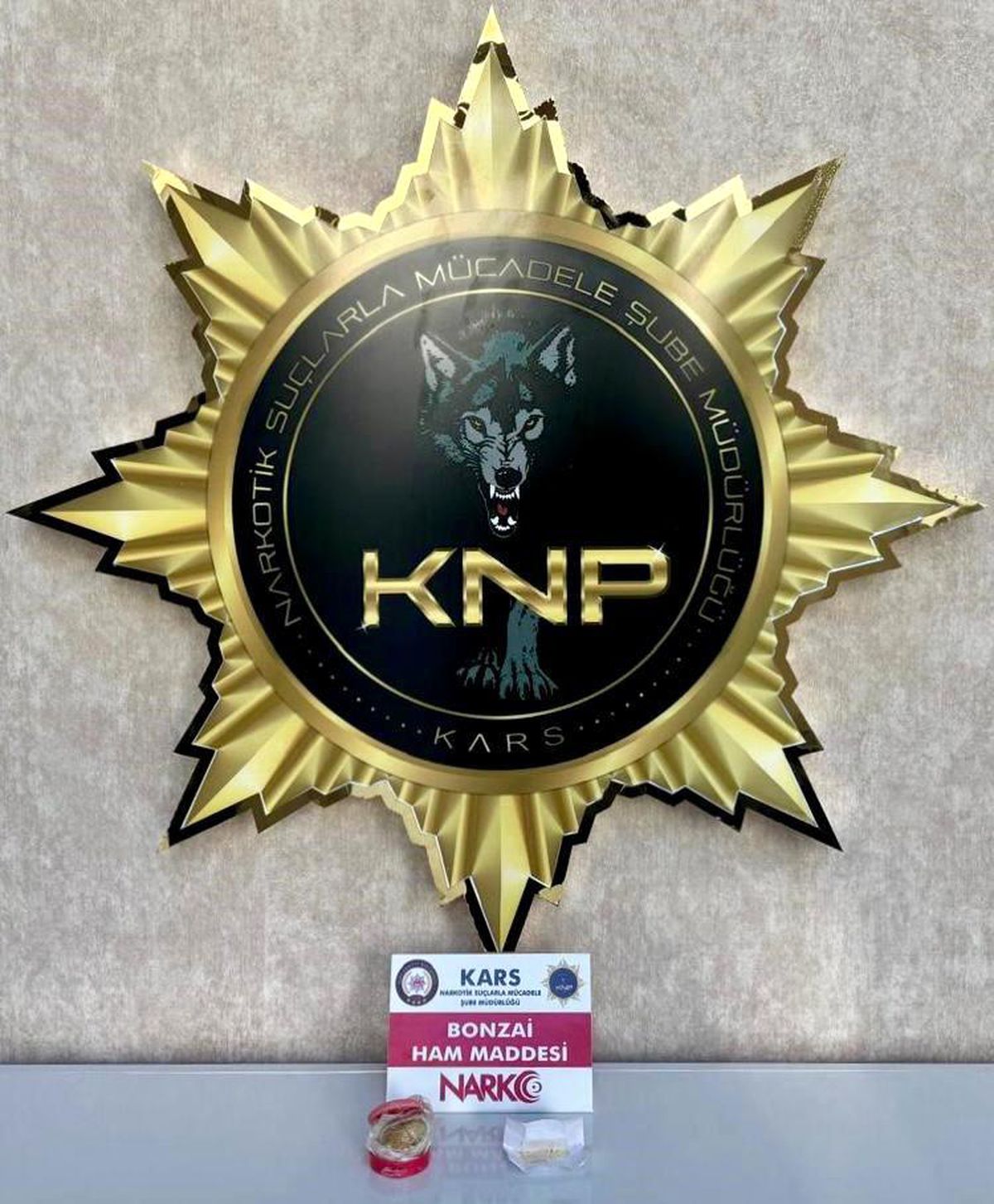 Kars\'ta Yakaladılar: 4 Milyon Liralık Uyuşturucu