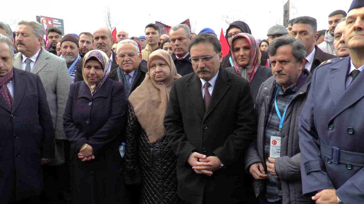 Kayseri şehitleri 8\'inci yılında anıldı