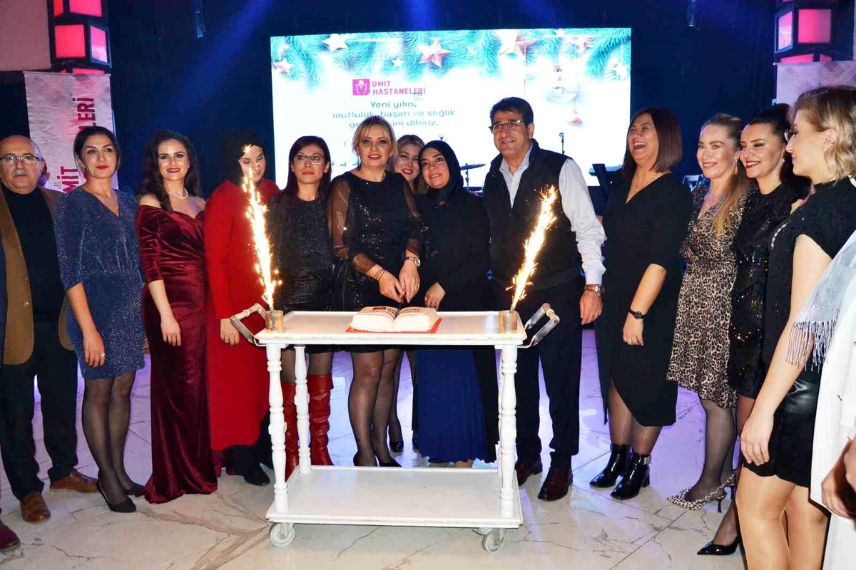 Ümit Hastaneleri\'nden Yılbaşı Eğlencesi