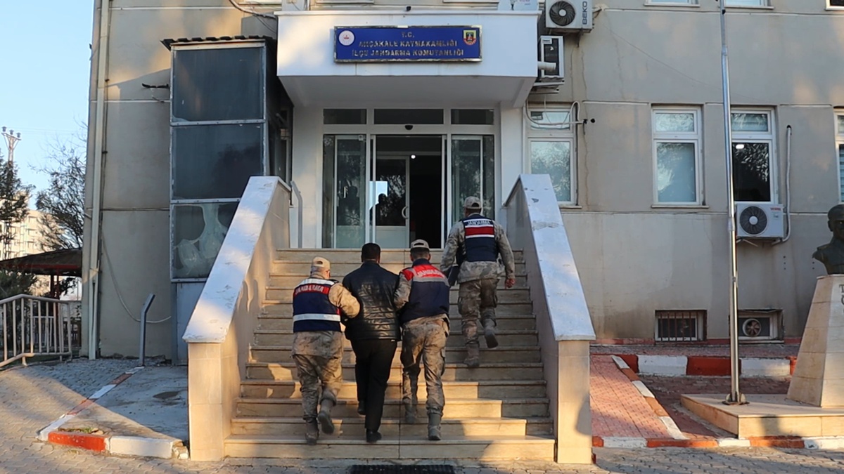 Şanlıurfa\'da Terör Operasyonu: 12 Gözaltı