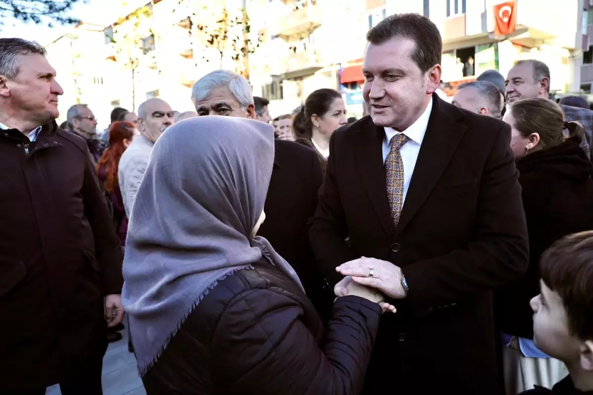 Silivri Belediye Başkanı Balcıoğlu, Çerkezköy\'de Kent Lokantası Açılışına Katıldı