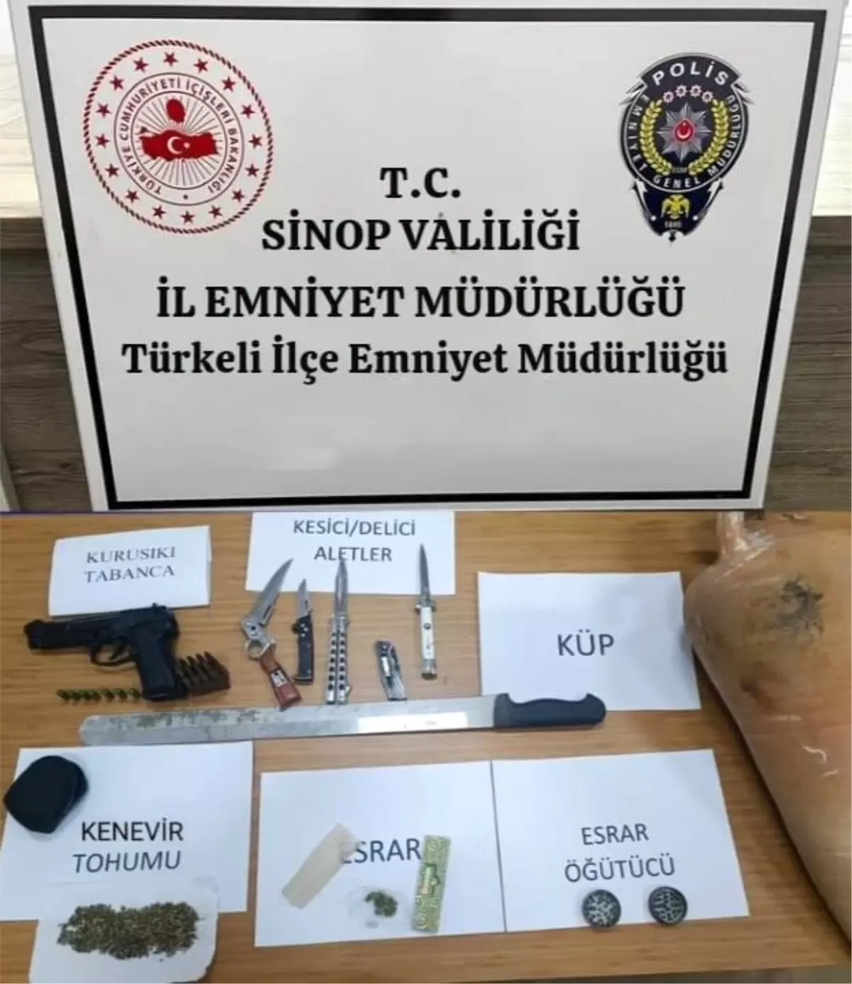 Türkeli\'de Uyuşturucu ve Silah Ele Geçirildi