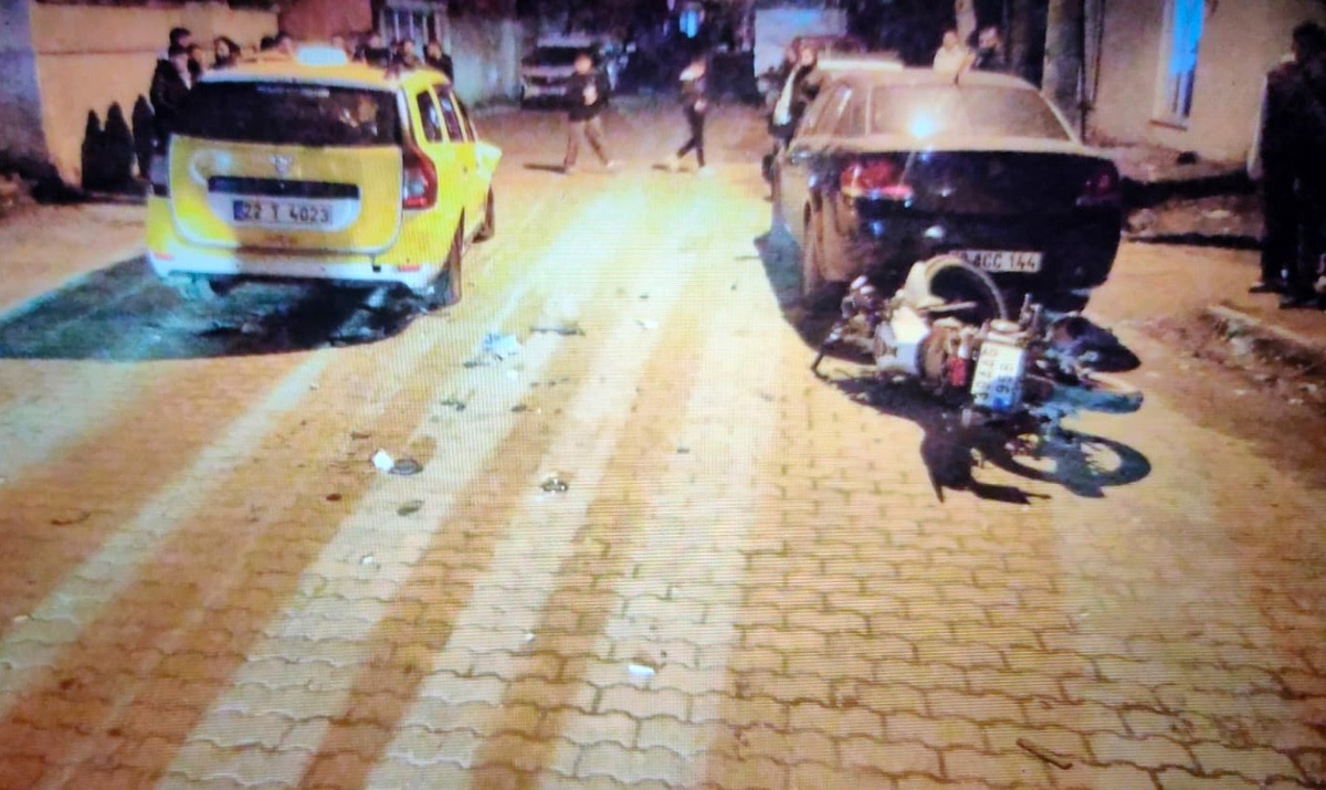 Ehliyetsiz ve Alkollü Motosiklet Sürücüsü Kazada Ağır Yaralandı