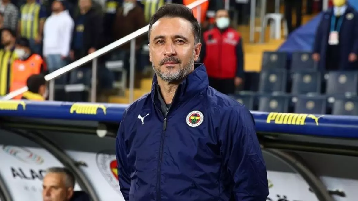 Vitor Pereira Premier Lig\'in köklü takımının başına geçiyor