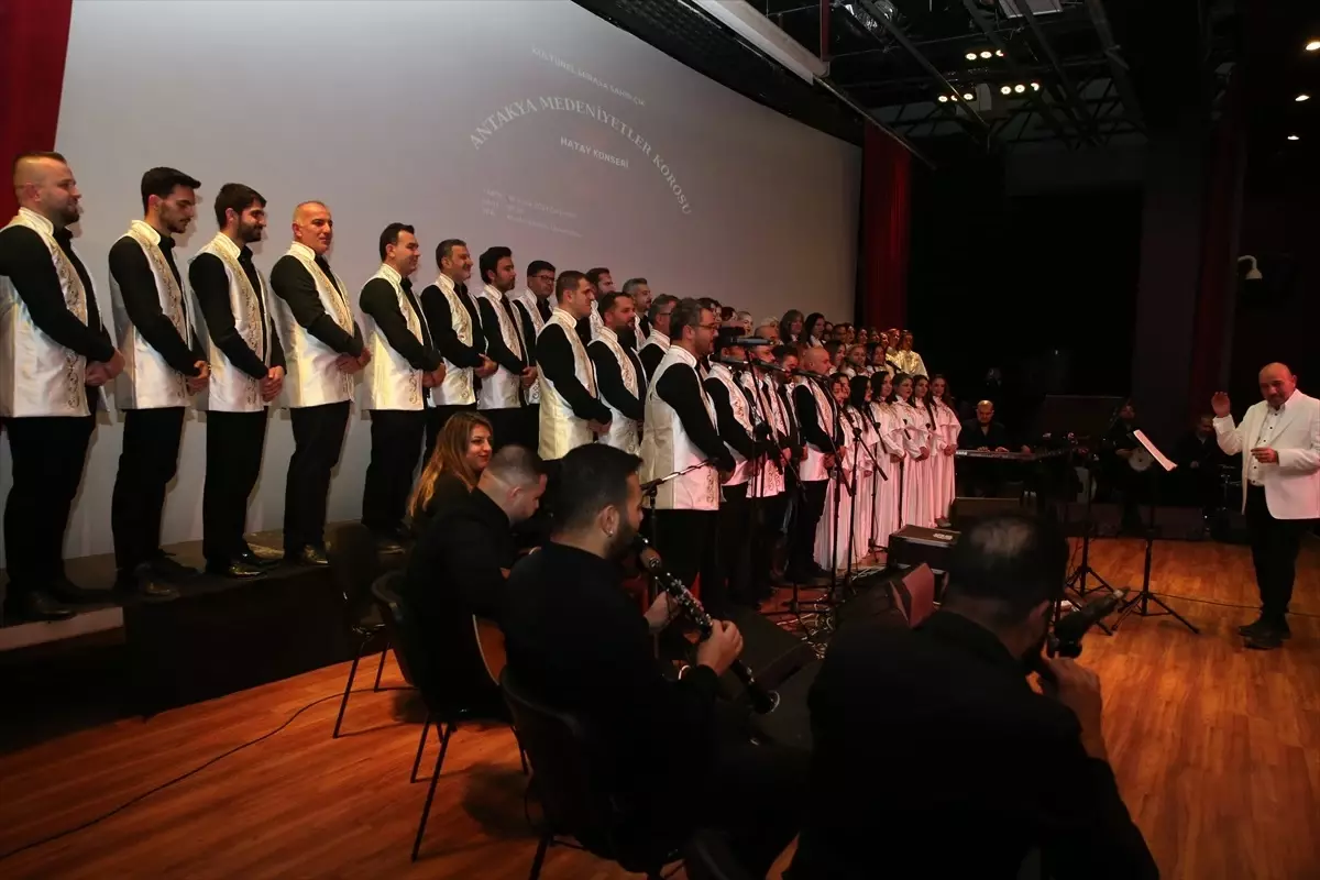 Antakya Medeniyetler Korosu Hatay\'da Final Konseri Verdi