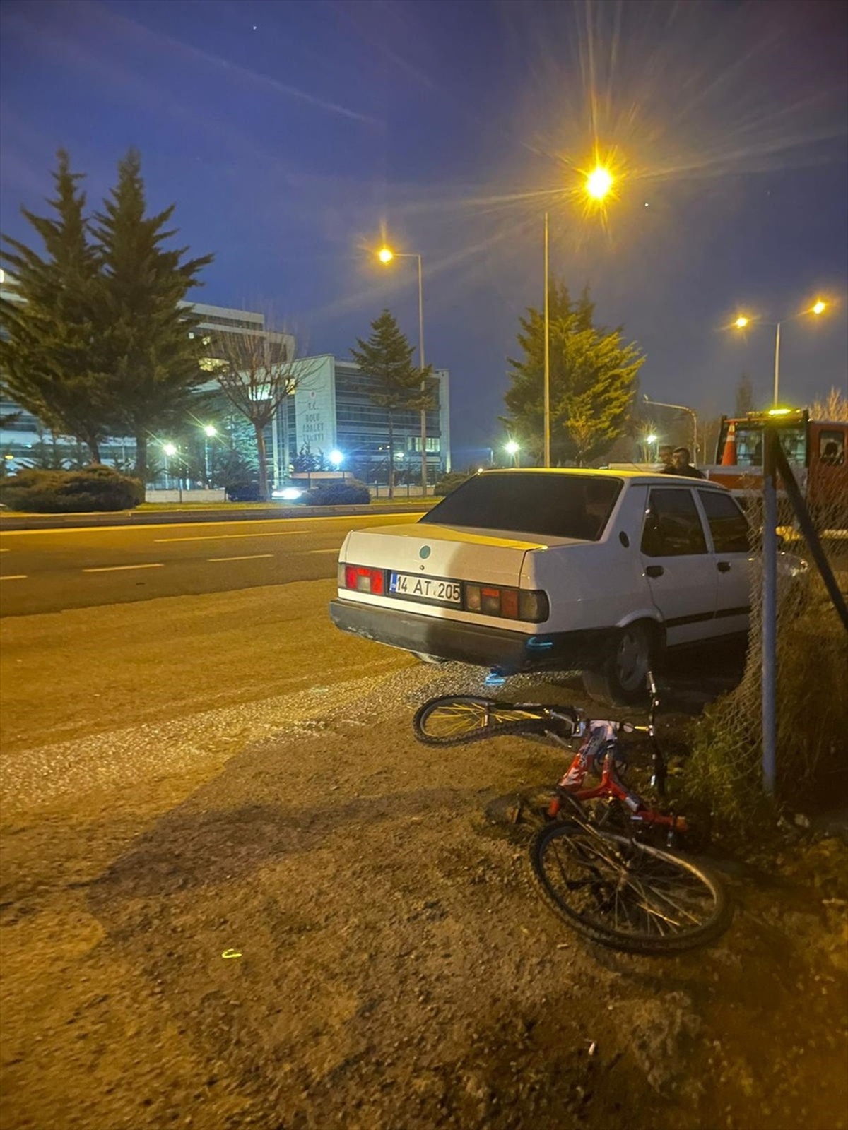 Bolu\'da Bisikletli Çocuk Hayatını Kaybetti