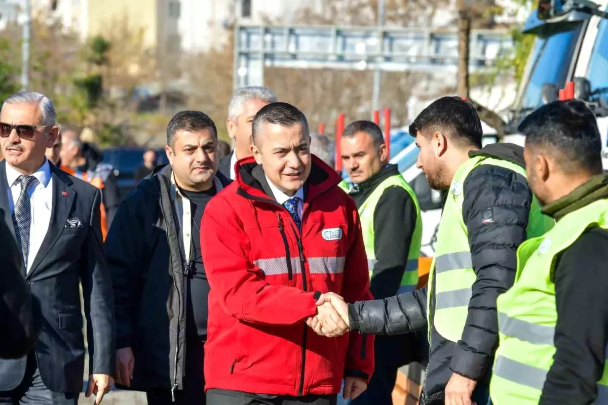 Esenyurt Belediyesi Kışa Hazır: 850 Personel ve 100 Araç Görevde