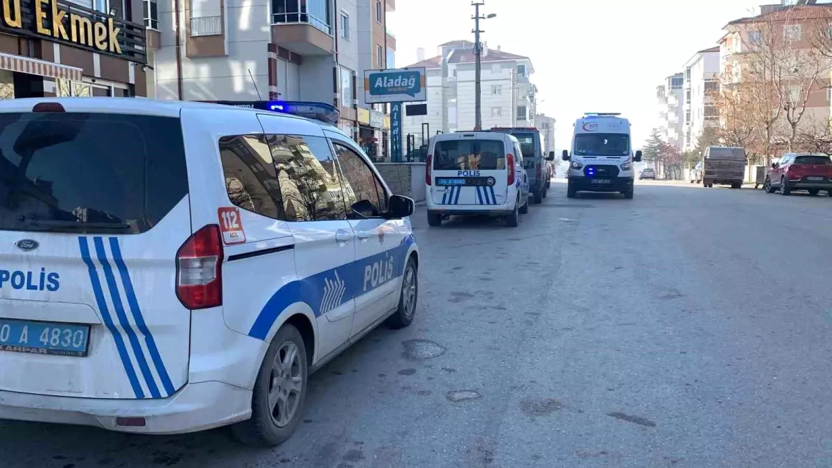 Karaman\'da Öğretmen Evinde Ölü Bulundu