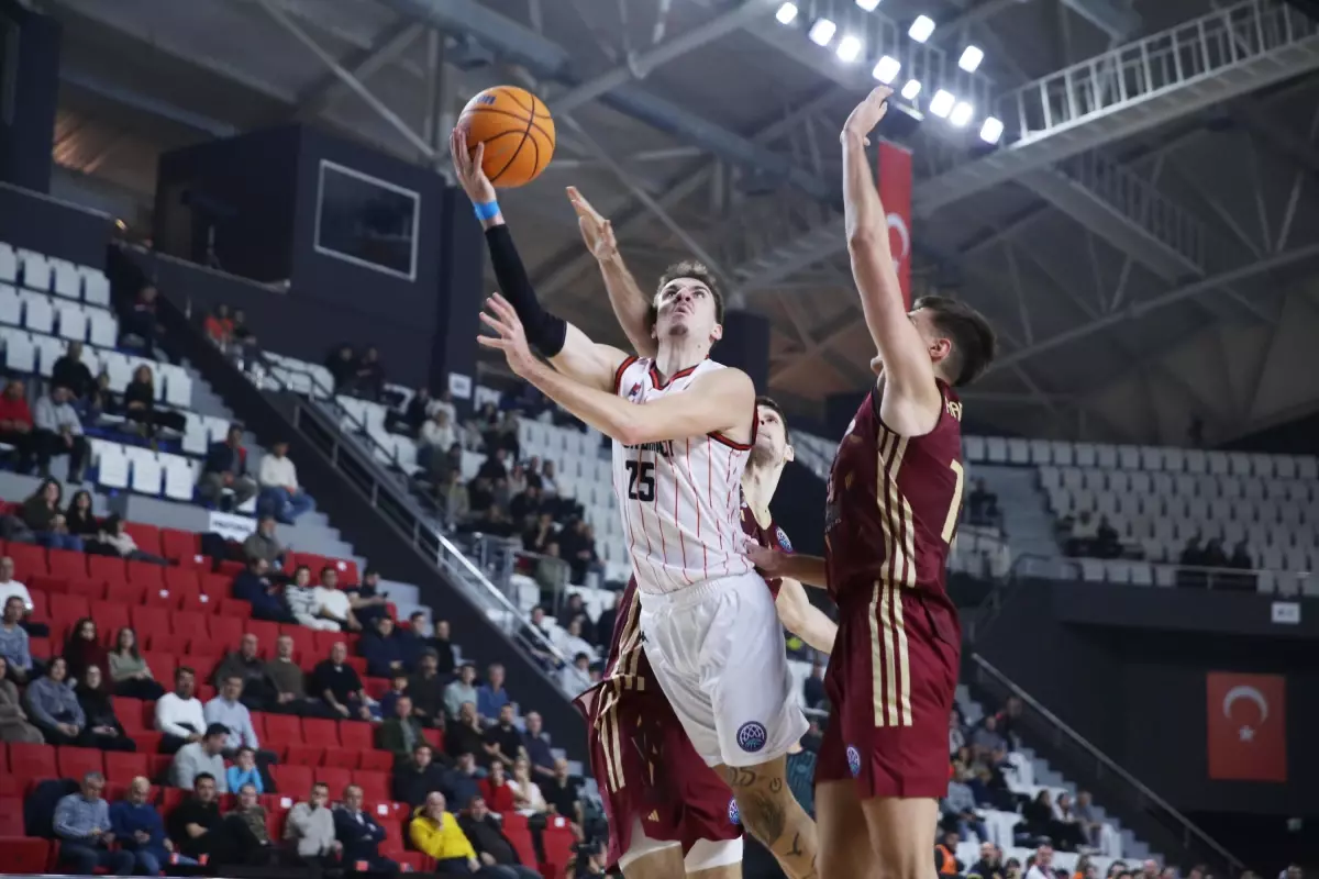 Manisa Basket, FMP Beograd\'ı Yenerek Galibiyetle Tamamladı