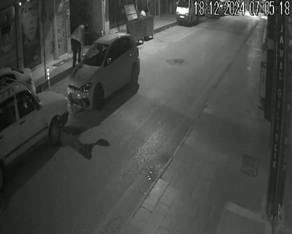 Isparta\'da Araç Saldırısı Panic Yarattı