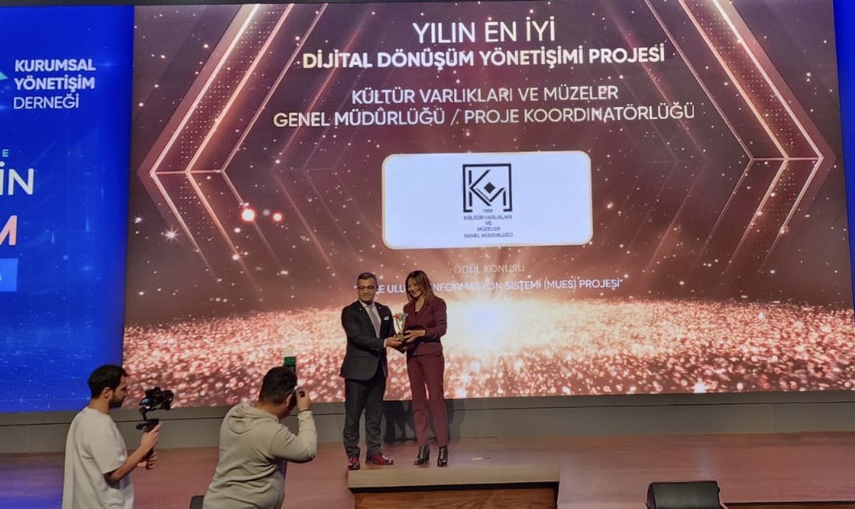 MÜES Projesi \'Yılın En İyi Dijital Dönüşüm Yönetişimi\' Ödülünü Kazandı