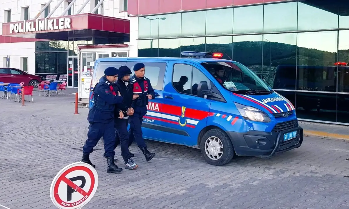 Sahte üsteğmen yaşlı adamı dolandırdı