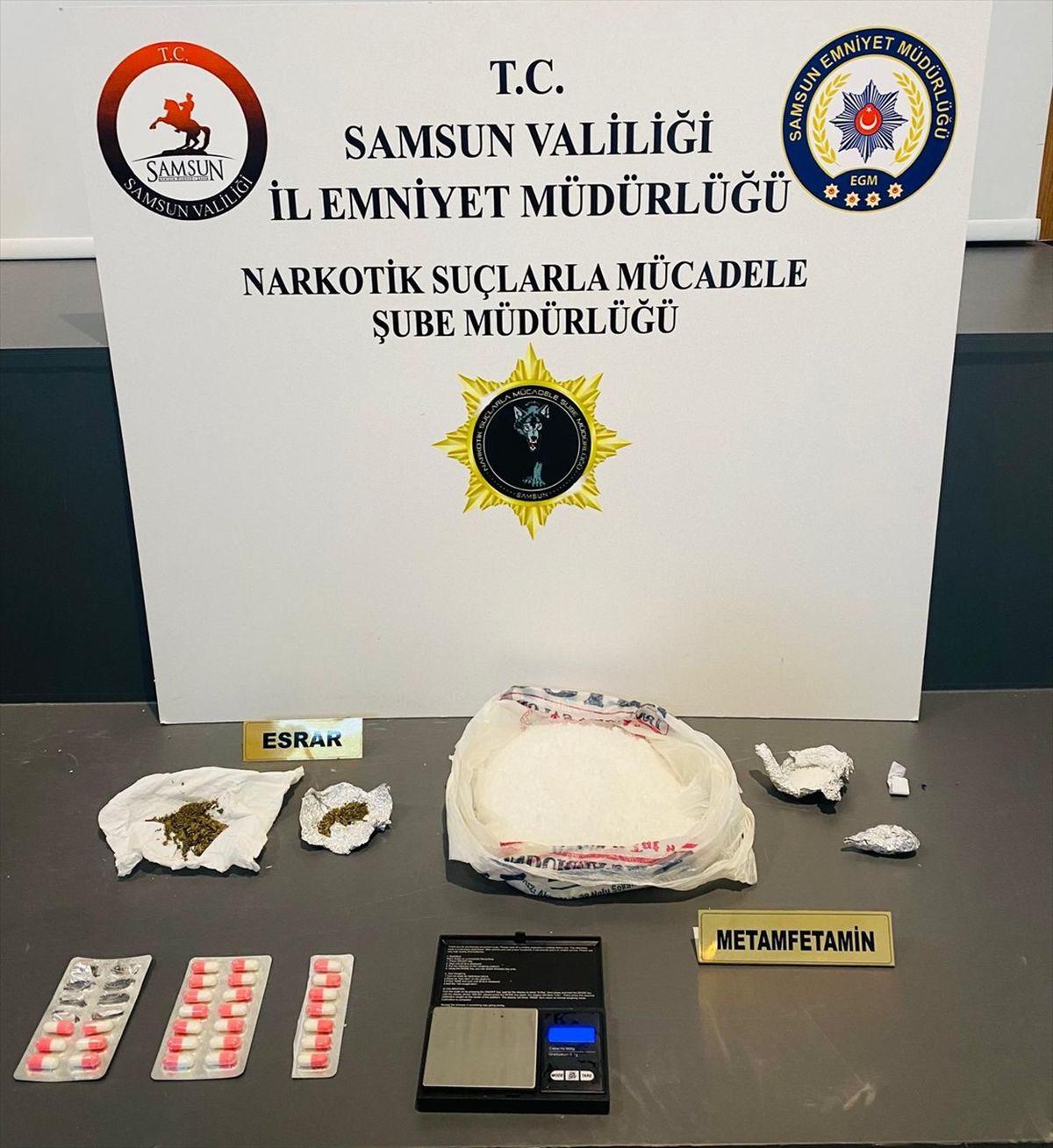 Samsun\'da Uyuşturucu Operasyonu: 2 Gözaltı