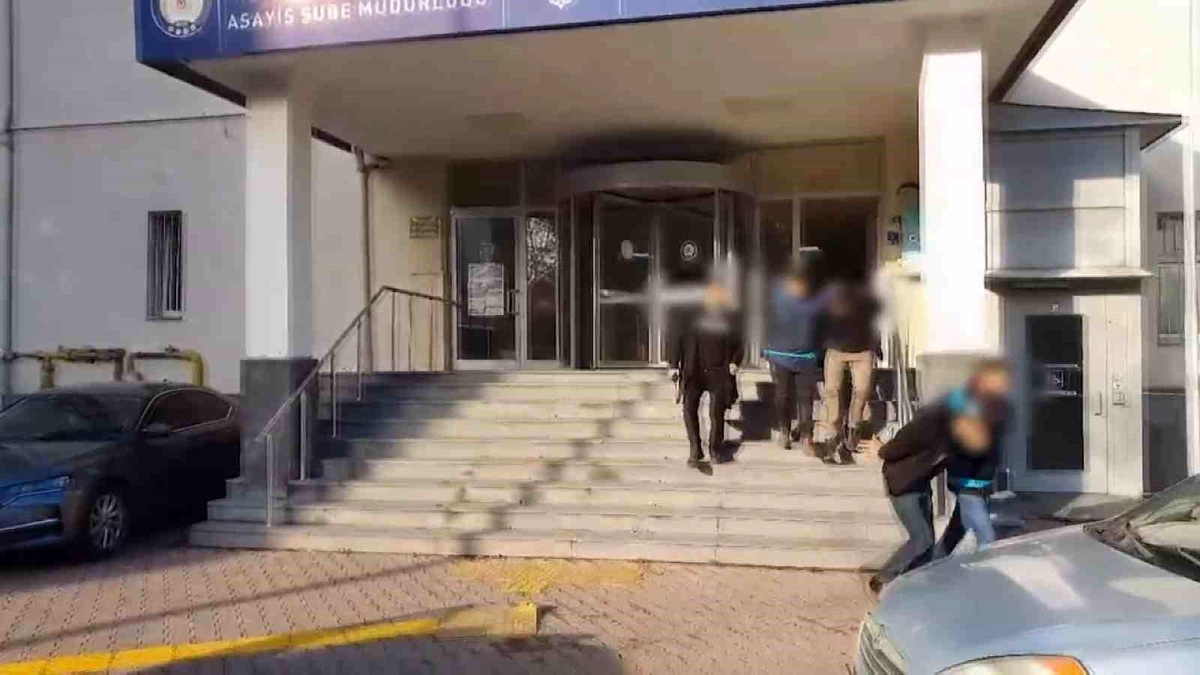 Kayseri\'de Alacak Verecek Kavgası: 1 Yaralı