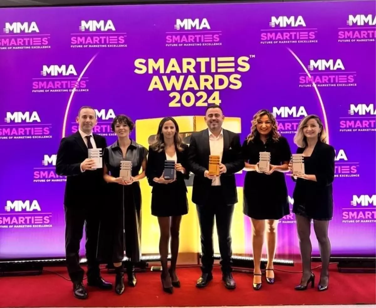 Teknosa, Smarties Awards\'ta 6 Ödül Kazandı