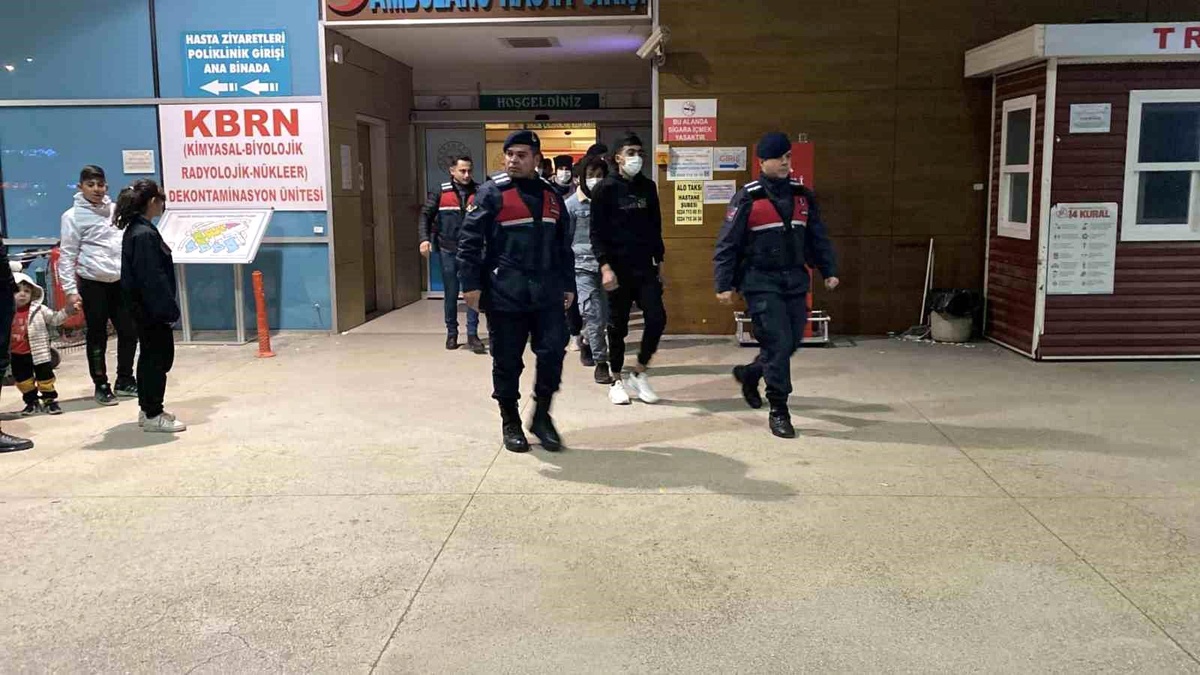 İnegöl’de 13 Kaçak Suriye Uyruklu Yakalandı