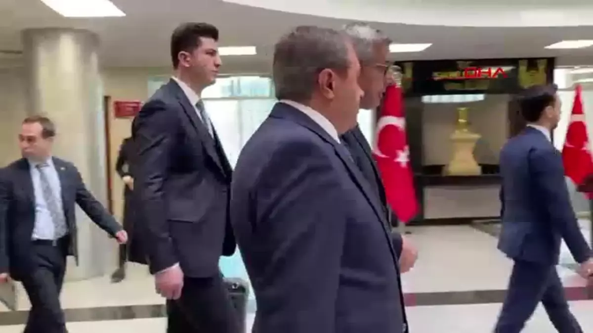 Sağlık Bakanı Memişoğlu: Suriyelilerin Yanında Olacağız