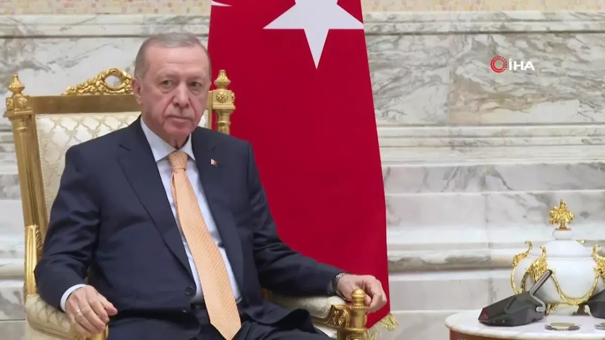 Cumhurbaşkanı Erdoğan, Mısır Cumhurbaşkanı es-Sisi ile Görüştü