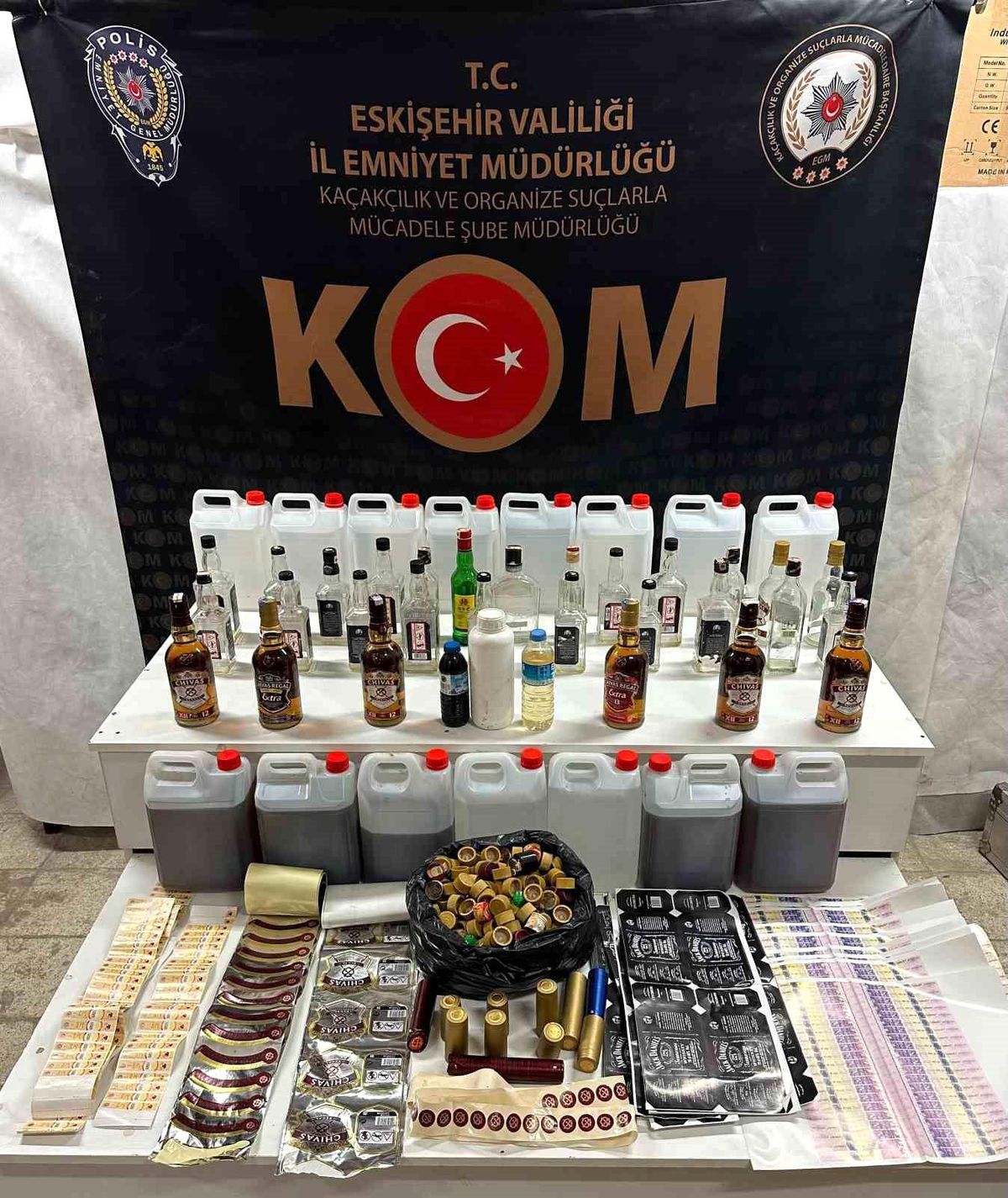Eskişehir\'de Kaçak Alkol Operasyonu: 1 Tutuklama