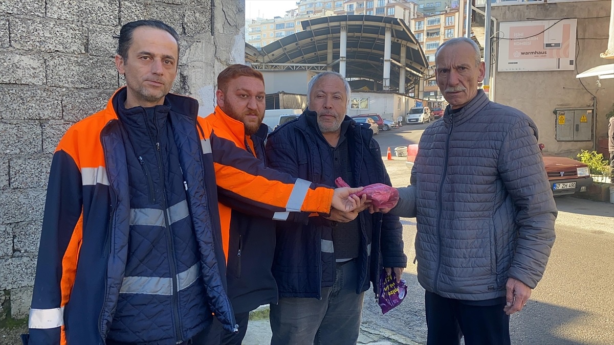 Başka Bir Güzel Davranış: Para Bulundu