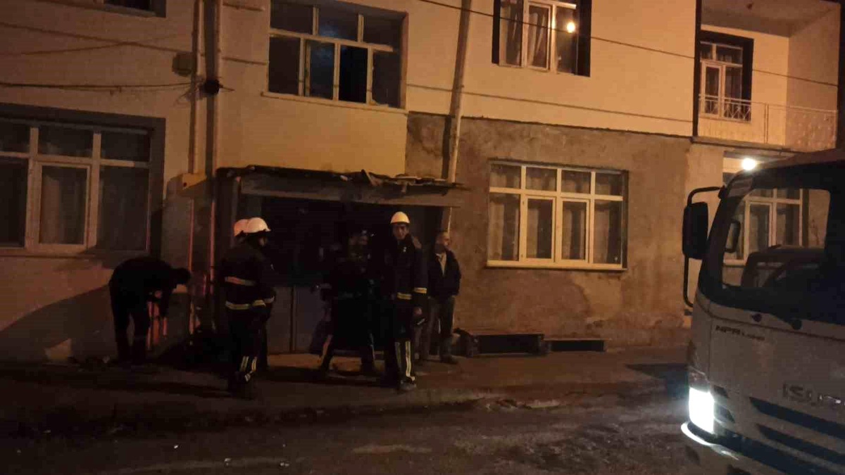 Konya\'da Kaçak Elektrikten Yangın Çıktı