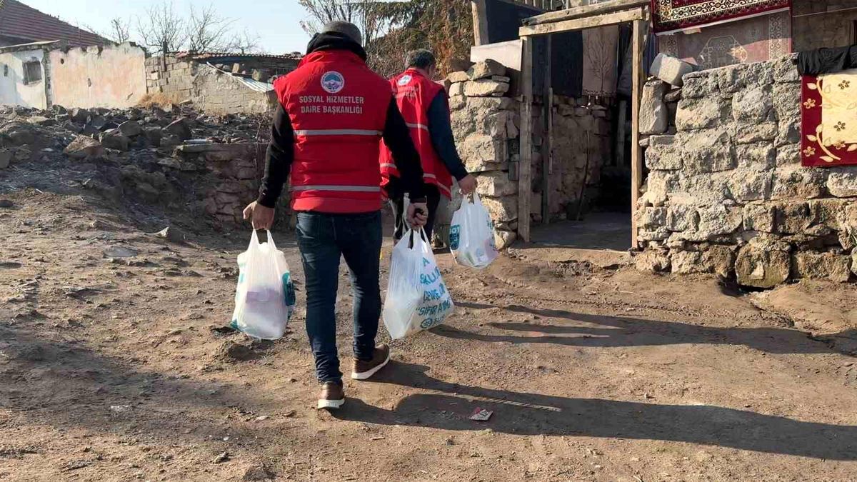 Kayseri Büyükşehir Belediyesi\'nden İhtiyaç Sahibi Aileye Destek