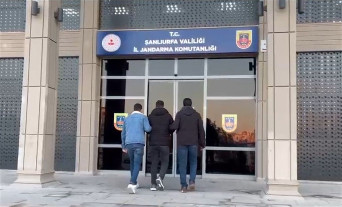 PKK/YPG\'li Terörist Teslim Oldu
