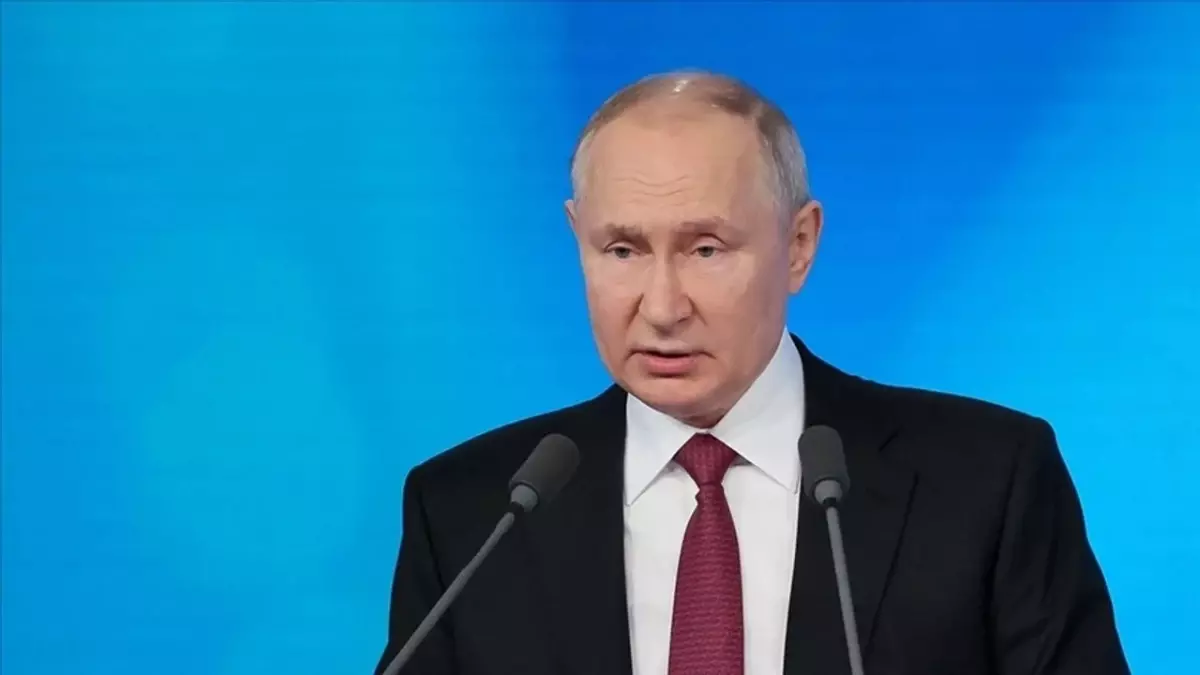 Putin Yıl Sonu Basın Toplantısında Ukrayna ve Ekonomi Üzerine Açıklamalarda Bulundu