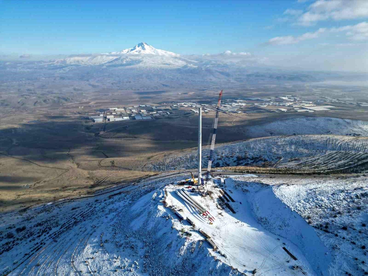 Kayseri, Türkiye\'nin İlk Rüzgar Enerji Santrali Projesine Ev Sahipliği Yapıyor