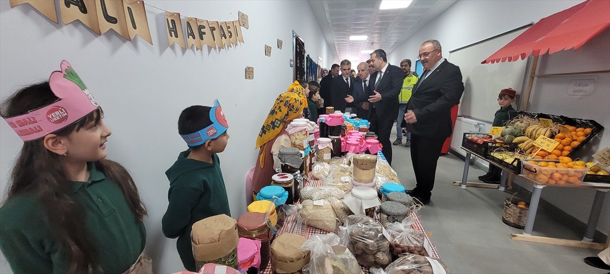 Vezirköprü\'de Türk Malları Haftası Etkinliği