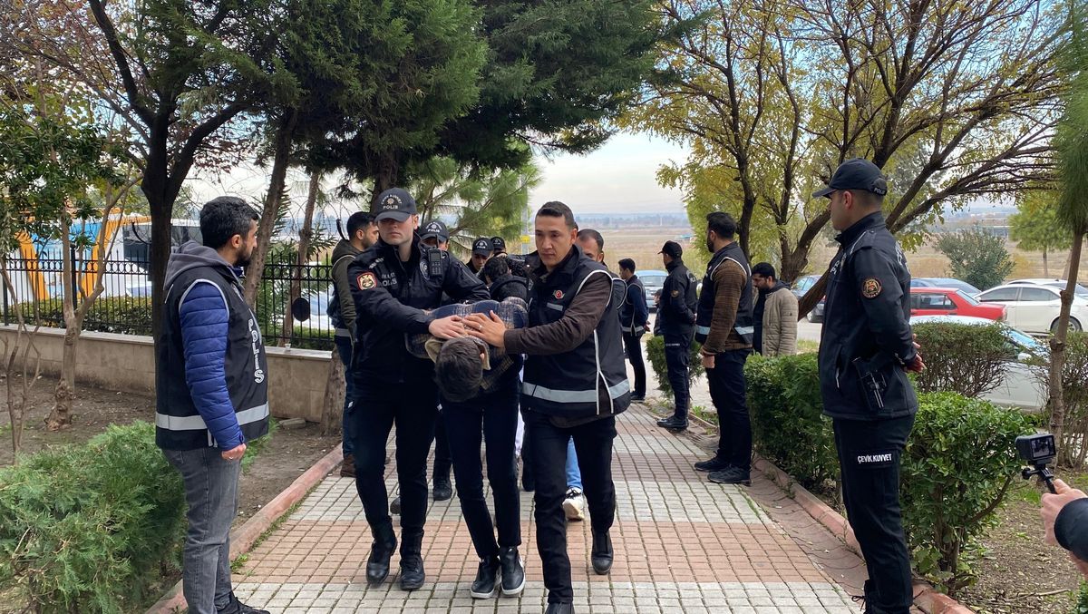 Motosiklet Satışıyla Dolandırıcılık: 23 Şüpheli Gözaltında