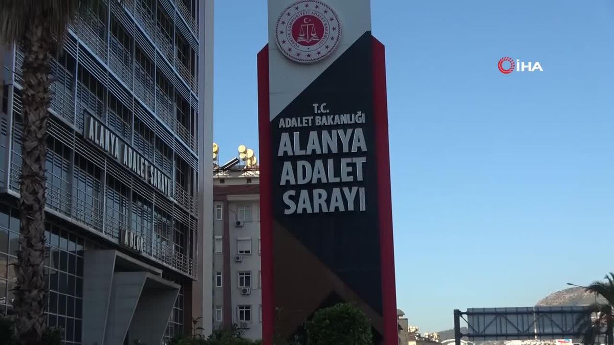 Alanya\'da Yasa Dışı Bahis Operasyonu: 13 Gözaltı