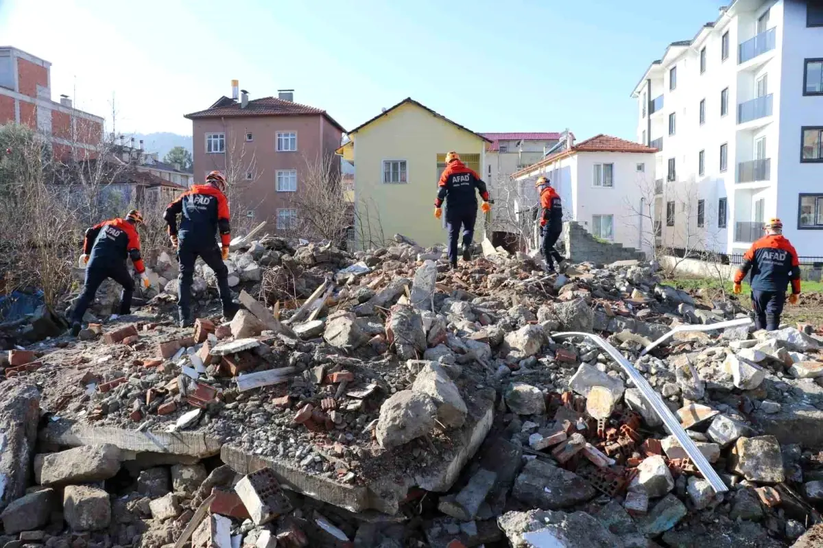 Amasya\'da Deprem Tatbikatı Gerçekleştirildi